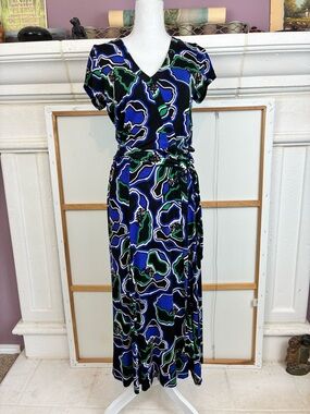 Chico’s Travellers Belted floral V-Neck Faux Wrap Maxi Dress w/Pockets!